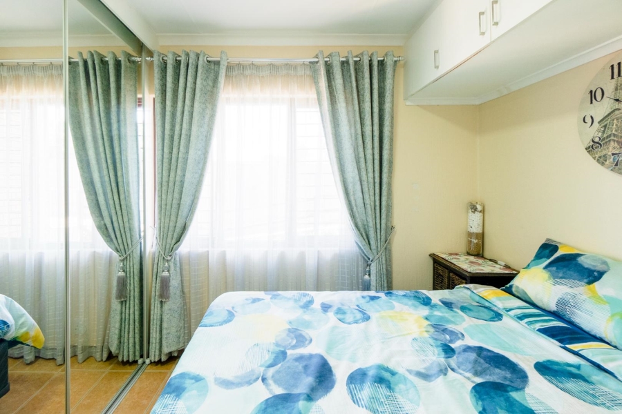 2 Bedroom Property for Sale in Amanzimtoti KwaZulu-Natal