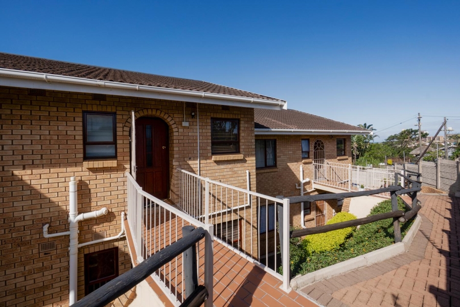 2 Bedroom Property for Sale in Amanzimtoti KwaZulu-Natal