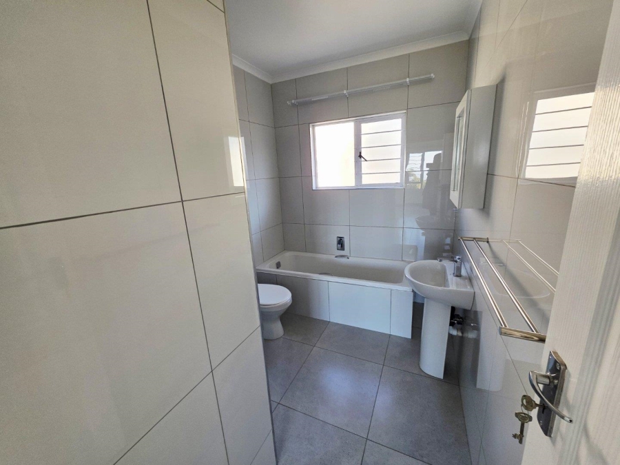 To Let 3 Bedroom Property for Rent in Clifton Park KwaZulu-Natal