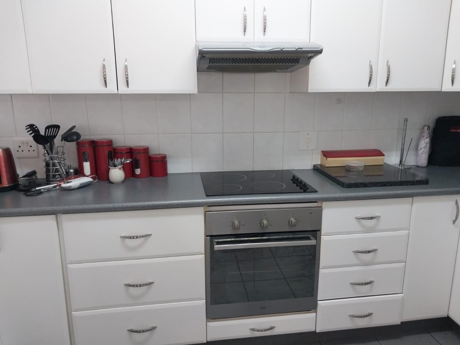 2 Bedroom Property for Sale in Howick North KwaZulu-Natal