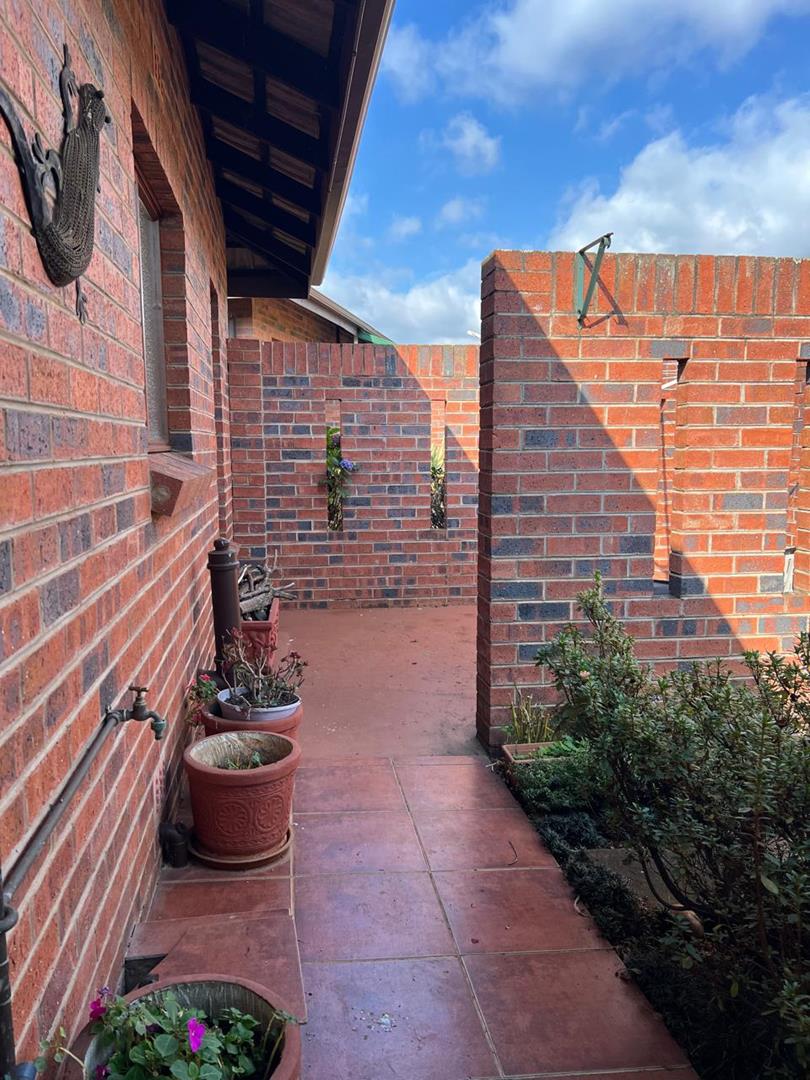 2 Bedroom Property for Sale in Howick North KwaZulu-Natal