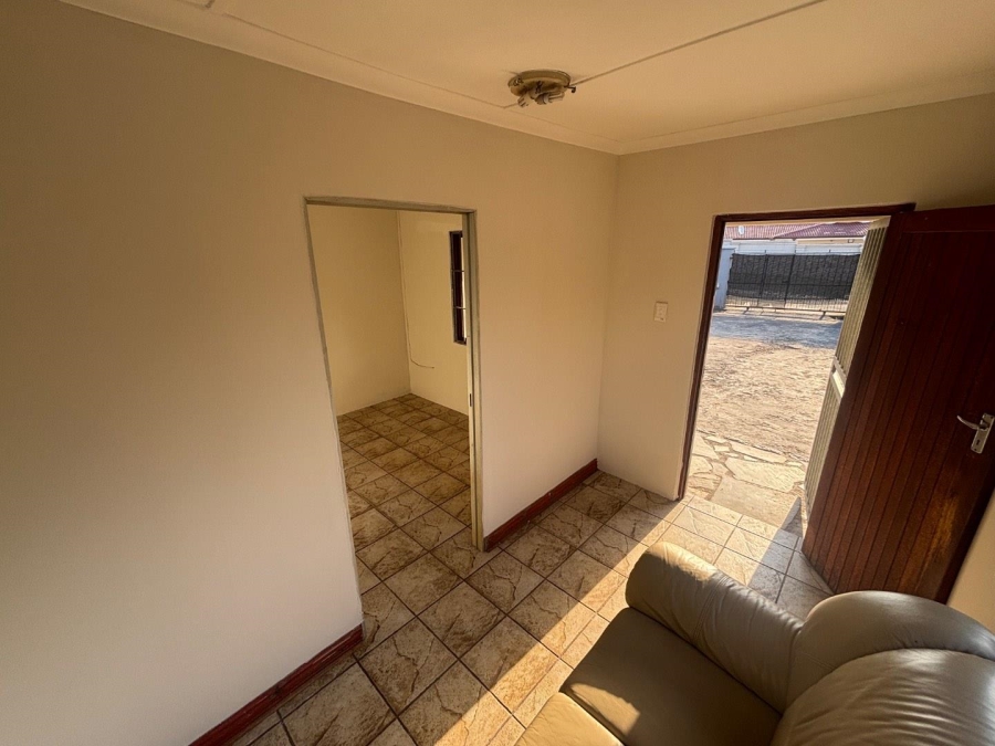 To Let 2 Bedroom Property for Rent in Pinetown KwaZulu-Natal