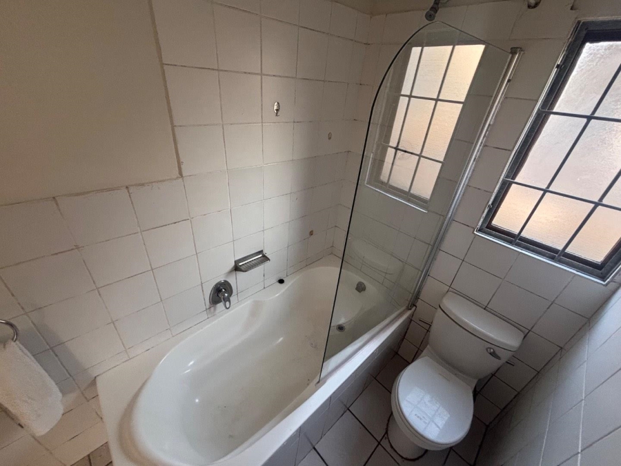 To Let 2 Bedroom Property for Rent in Pinetown KwaZulu-Natal