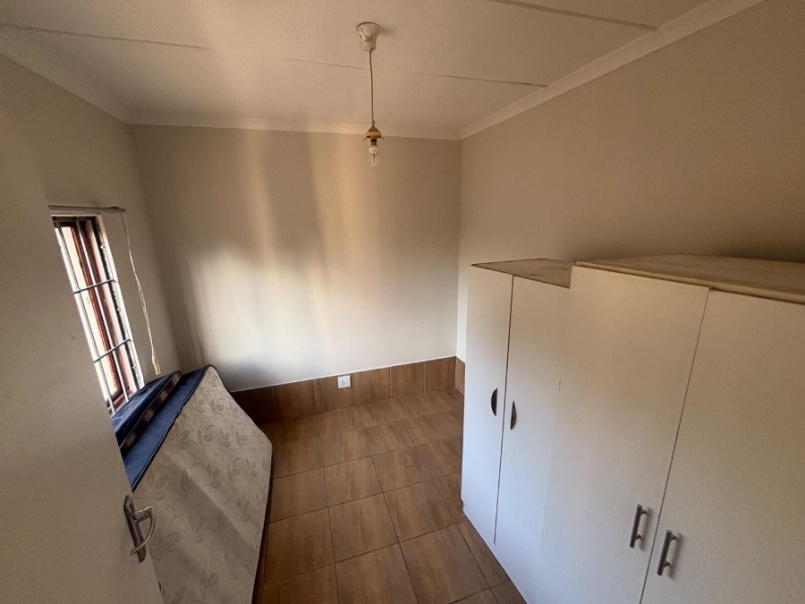 To Let 2 Bedroom Property for Rent in Pinetown KwaZulu-Natal