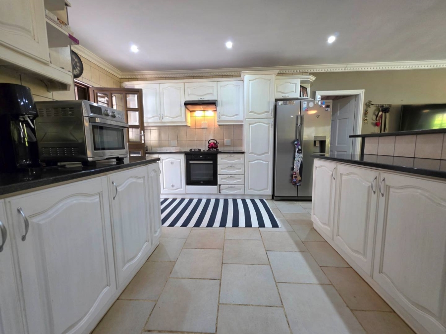 4 Bedroom Property for Sale in Winston Park KwaZulu-Natal