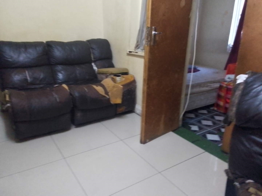 2 Bedroom Property for Sale in Durban Central KwaZulu-Natal