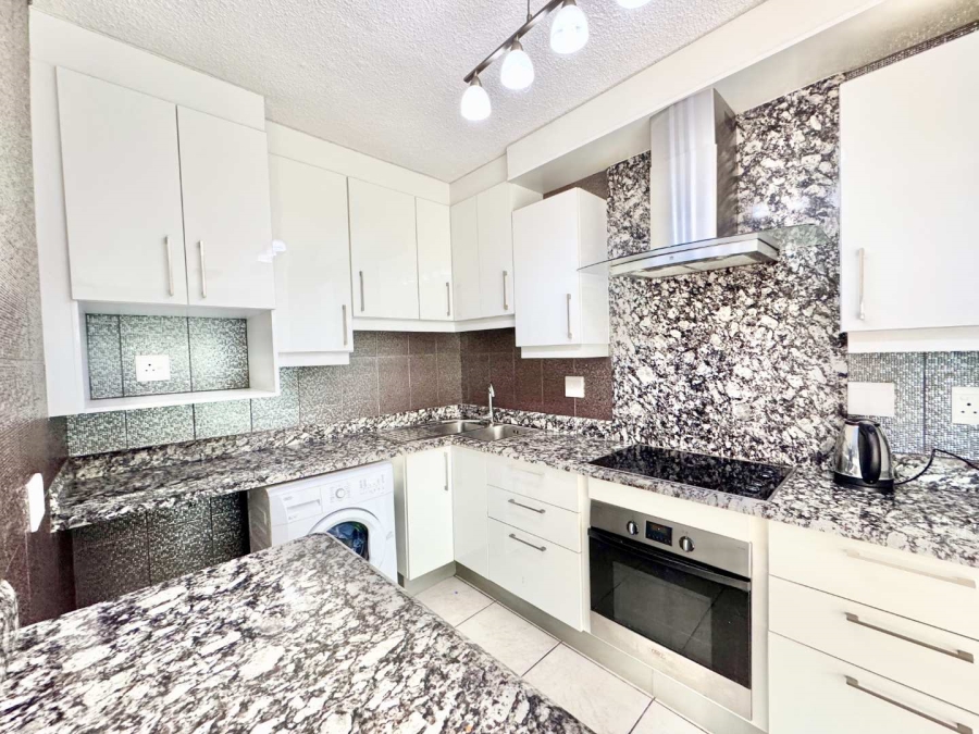 To Let 2 Bedroom Property for Rent in Umhlanga KwaZulu-Natal