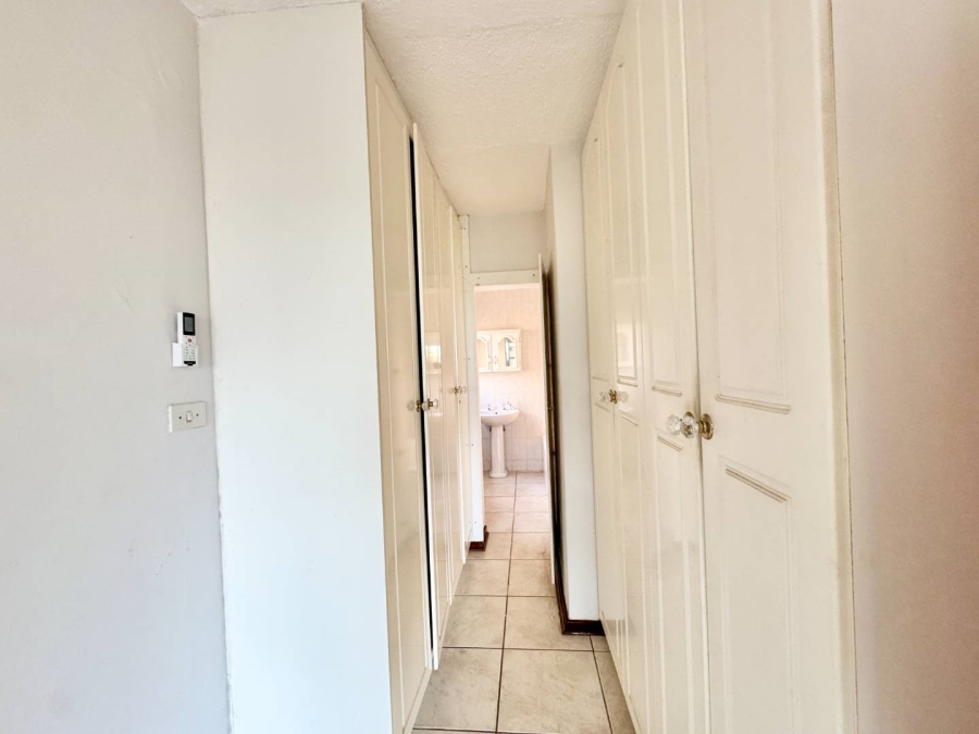 To Let 2 Bedroom Property for Rent in Umhlanga KwaZulu-Natal