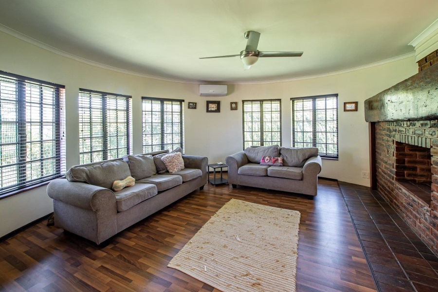3 Bedroom Property for Sale in Waterfall KwaZulu-Natal