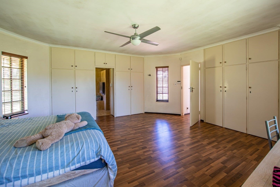 3 Bedroom Property for Sale in Waterfall KwaZulu-Natal
