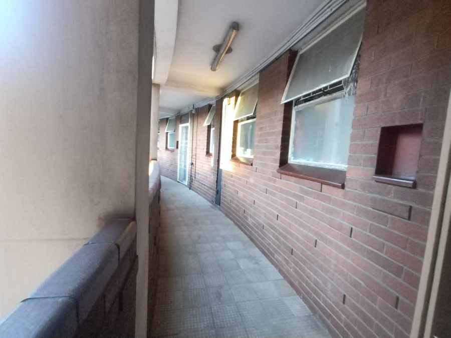 2 Bedroom Property for Sale in Durban Central KwaZulu-Natal