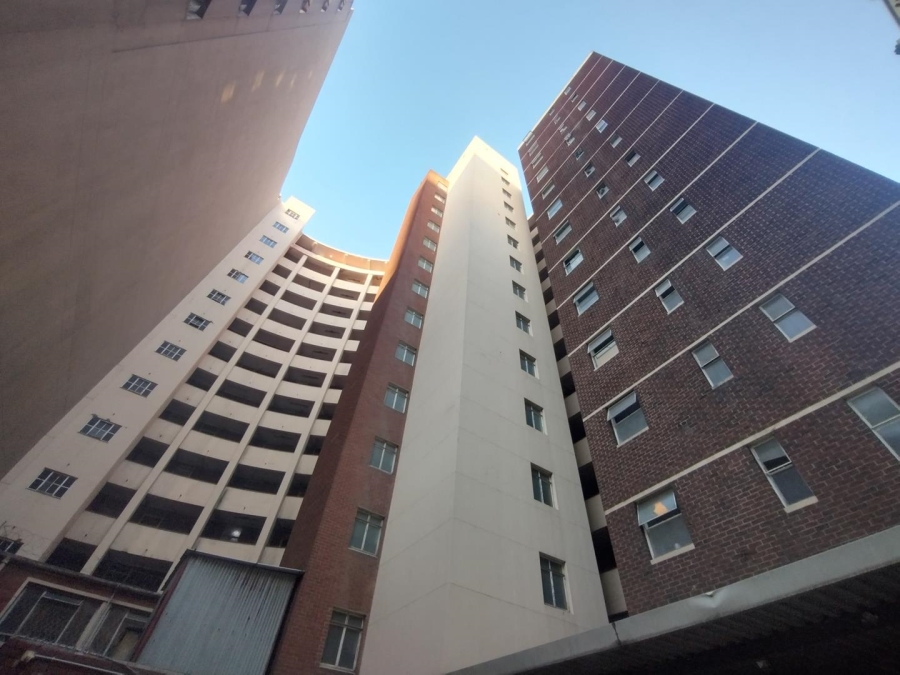 2 Bedroom Property for Sale in Durban Central KwaZulu-Natal