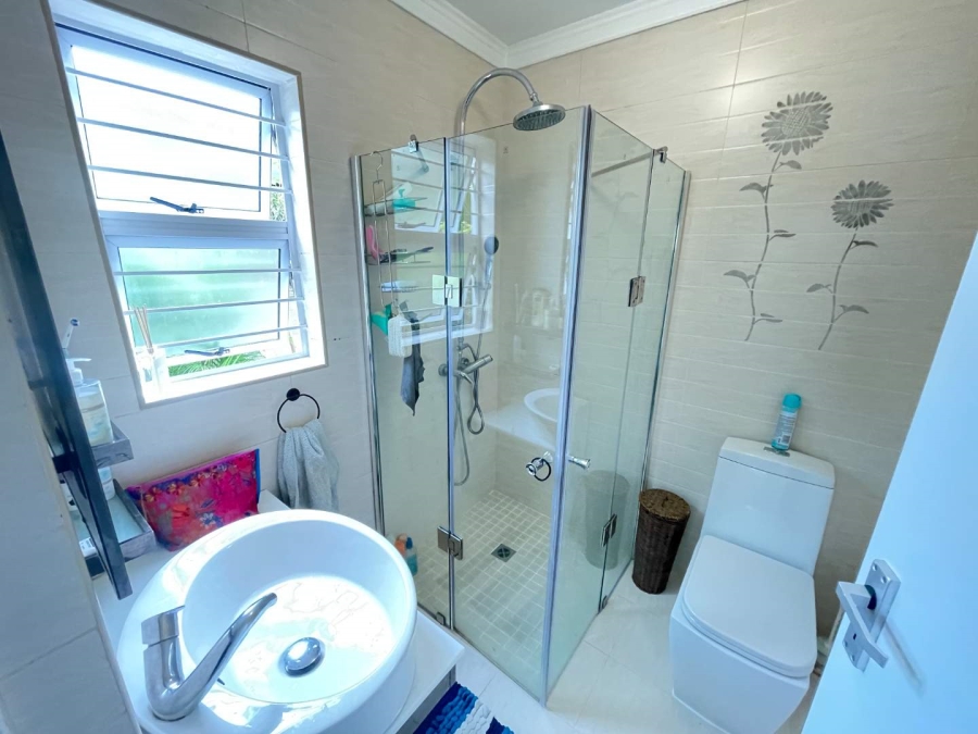 To Let 3 Bedroom Property for Rent in Umhlanga KwaZulu-Natal