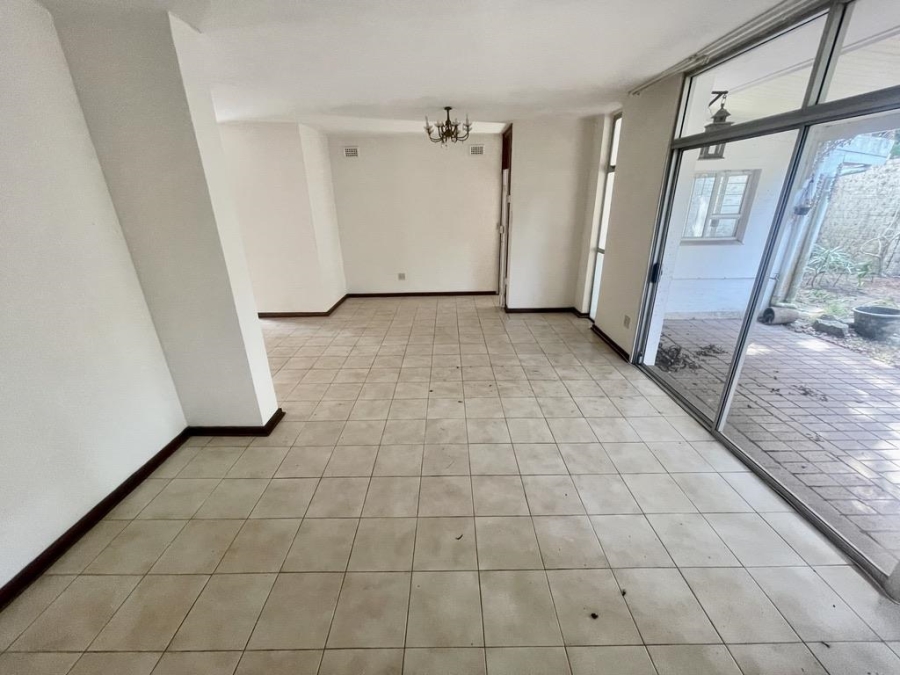 To Let 4 Bedroom Property for Rent in Umhlanga KwaZulu-Natal