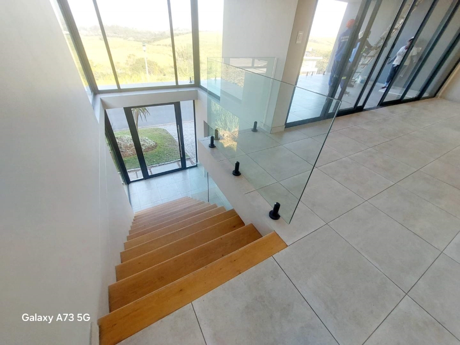 To Let 4 Bedroom Property for Rent in Palm Lakes Estate KwaZulu-Natal
