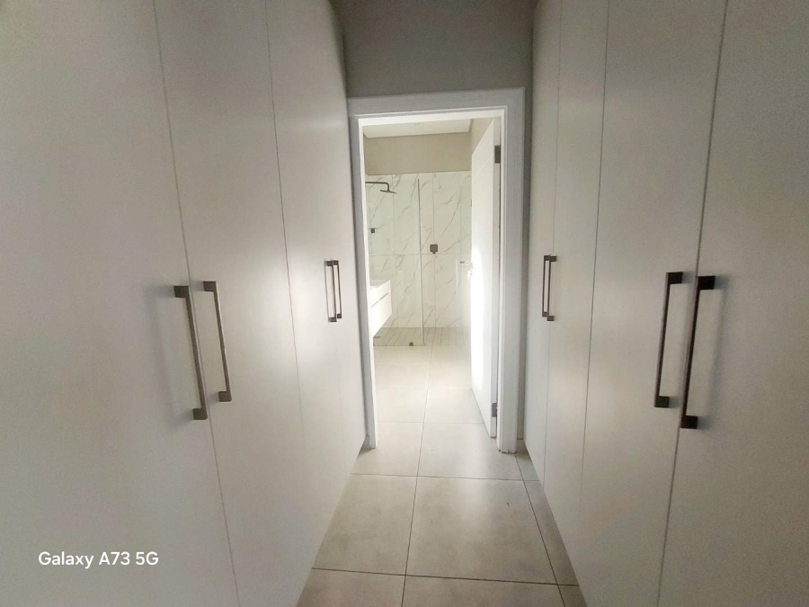 To Let 4 Bedroom Property for Rent in Palm Lakes Estate KwaZulu-Natal