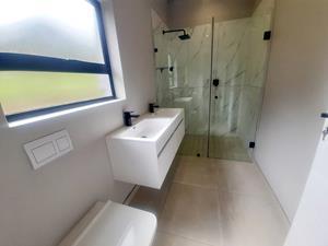 To Let 4 Bedroom Property for Rent in Palm Lakes Estate KwaZulu-Natal