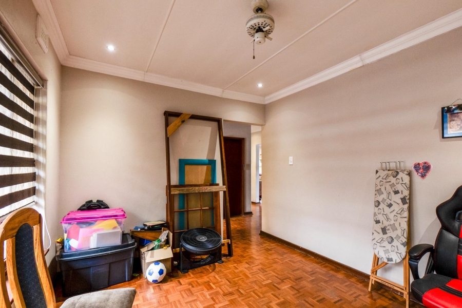 4 Bedroom Property for Sale in Amanzimtoti KwaZulu-Natal