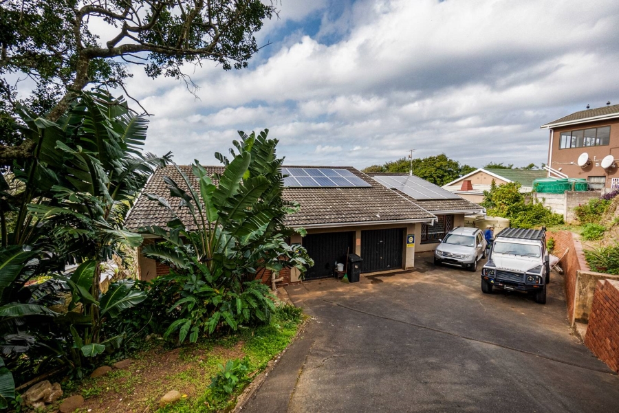 4 Bedroom Property for Sale in Amanzimtoti KwaZulu-Natal