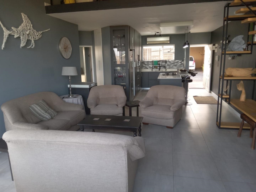3 Bedroom Property for Sale in Sunningdale KwaZulu-Natal