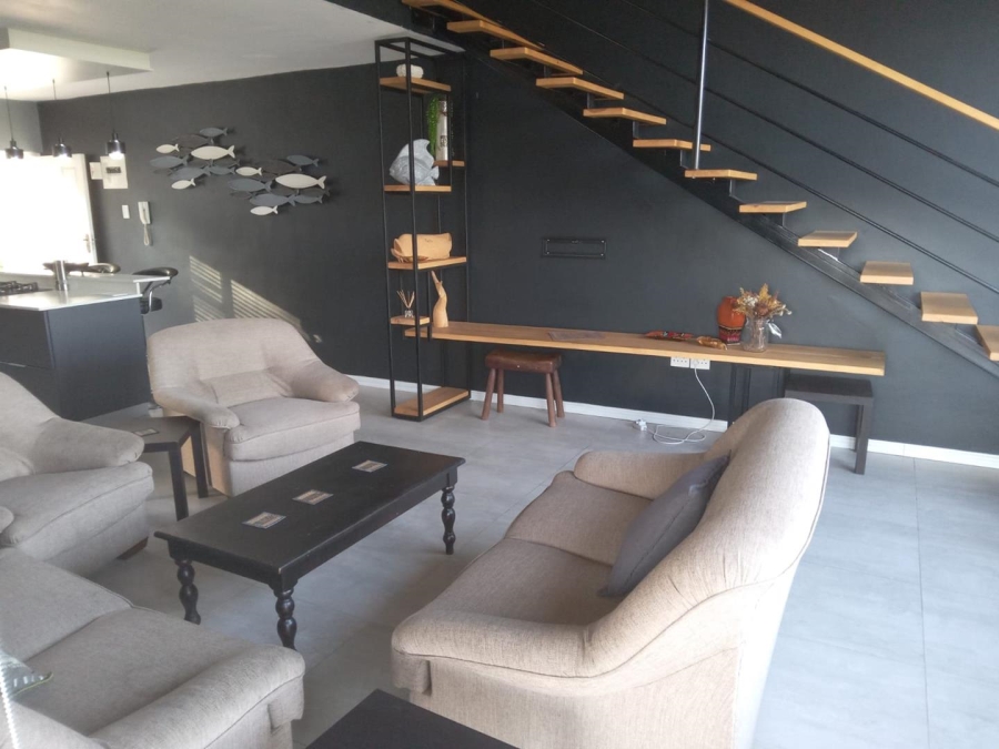 3 Bedroom Property for Sale in Sunningdale KwaZulu-Natal