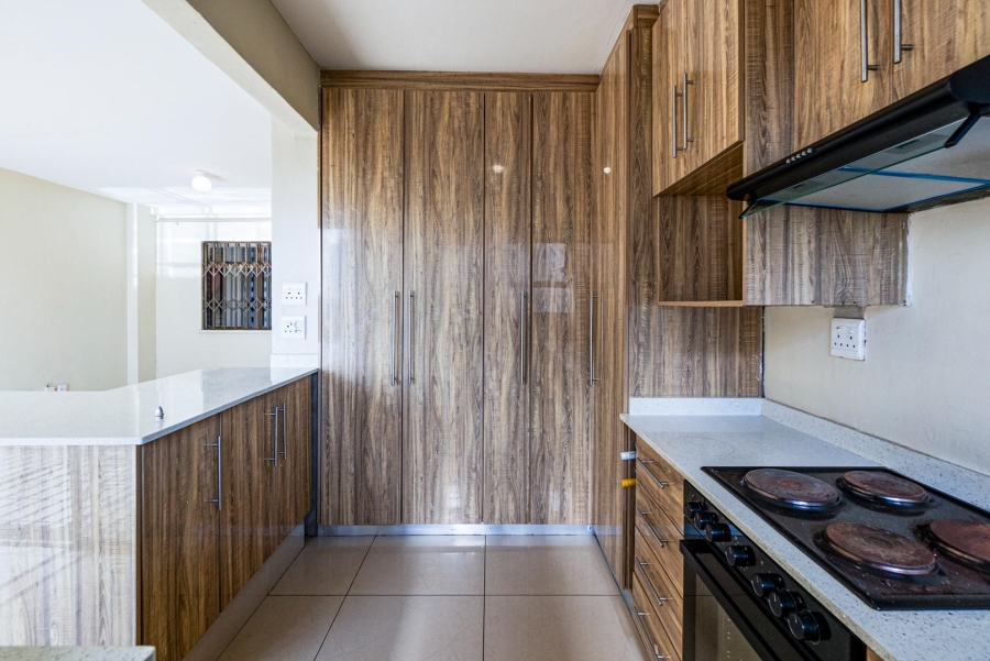 2 Bedroom Property for Sale in Amanzimtoti KwaZulu-Natal