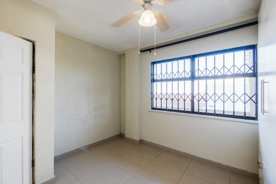 2 Bedroom Property for Sale in Amanzimtoti KwaZulu-Natal