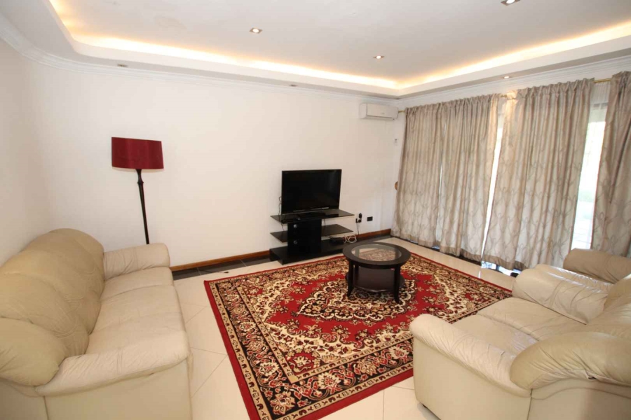 To Let 4 Bedroom Property for Rent in Umhlanga KwaZulu-Natal
