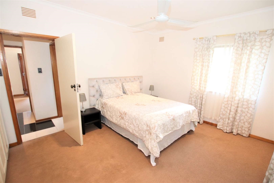 To Let 4 Bedroom Property for Rent in Umhlanga KwaZulu-Natal