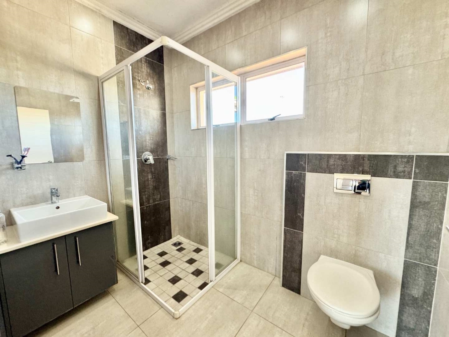 To Let 4 Bedroom Property for Rent in Kindlewood Estate KwaZulu-Natal