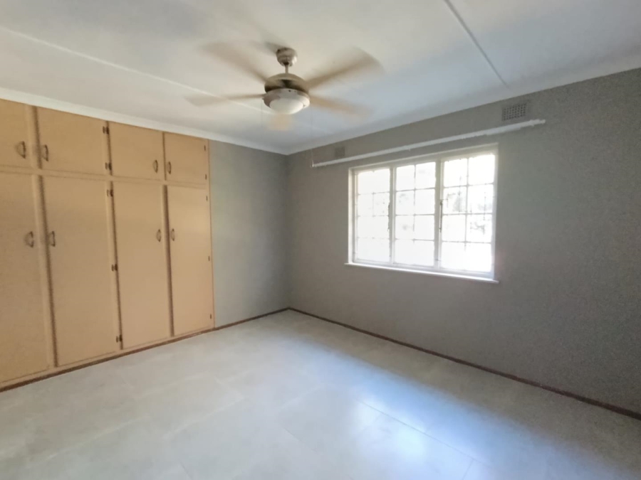 4 Bedroom Property for Sale in Queensburgh KwaZulu-Natal