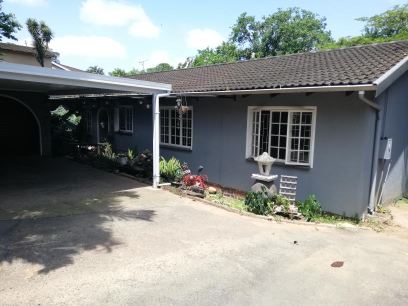 4 Bedroom Property for Sale in Queensburgh KwaZulu-Natal