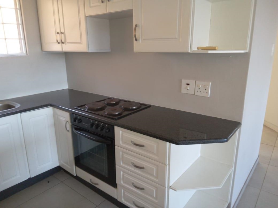 2 Bedroom Property for Sale in Sunningdale KwaZulu-Natal