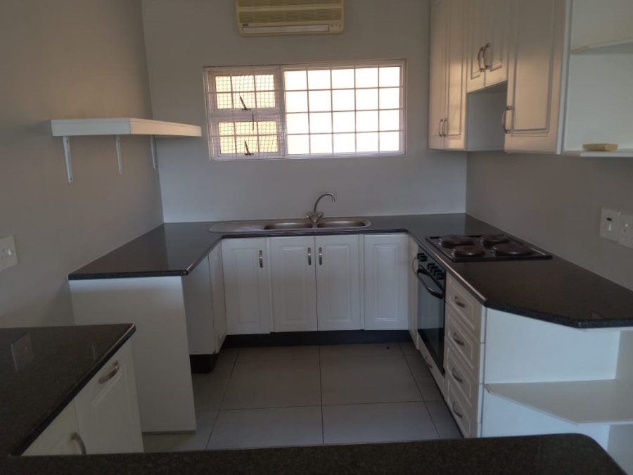 2 Bedroom Property for Sale in Sunningdale KwaZulu-Natal