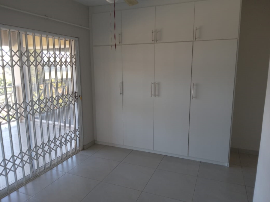2 Bedroom Property for Sale in Sunningdale KwaZulu-Natal