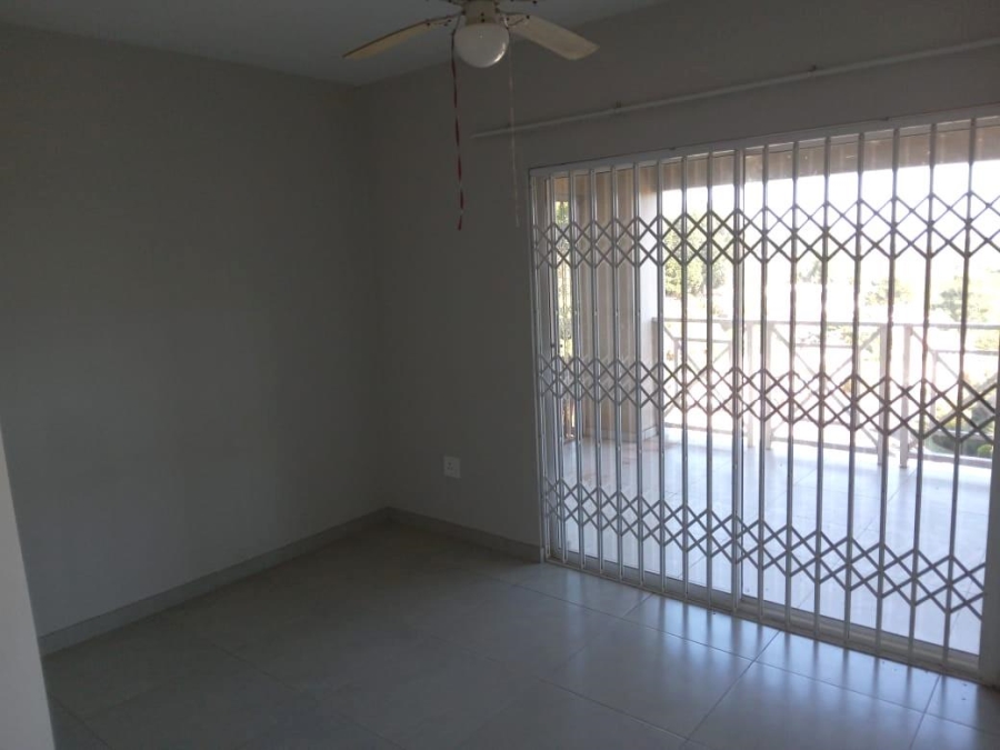2 Bedroom Property for Sale in Sunningdale KwaZulu-Natal