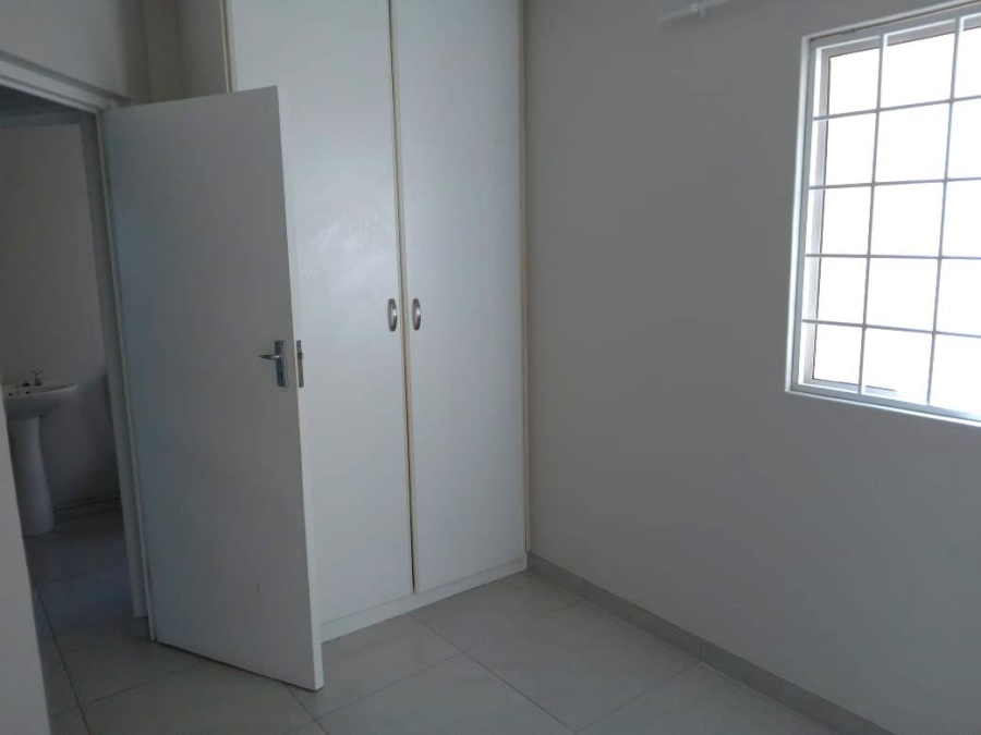2 Bedroom Property for Sale in Sunningdale KwaZulu-Natal