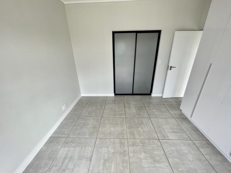 To Let 1 Bedroom Property for Rent in Izinga Ridge KwaZulu-Natal
