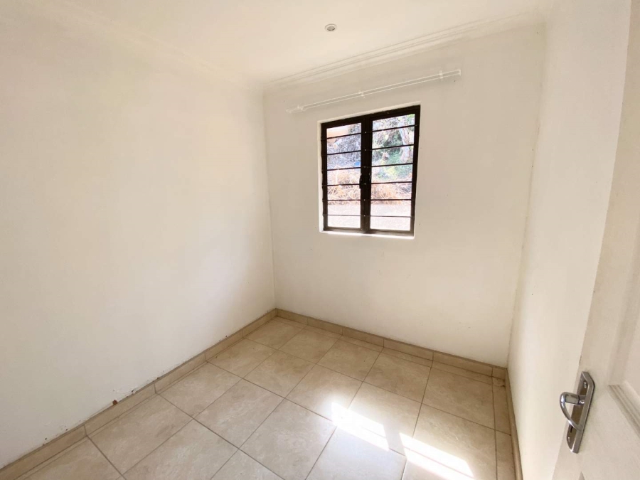 To Let 2 Bedroom Property for Rent in Glen Anil KwaZulu-Natal
