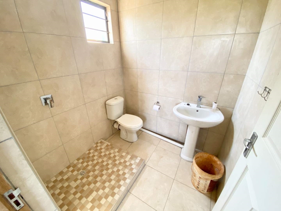 To Let 2 Bedroom Property for Rent in Glen Anil KwaZulu-Natal