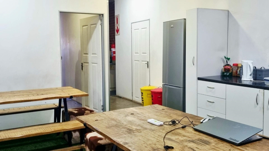 To Let commercial Property for Rent in Durban North KwaZulu-Natal