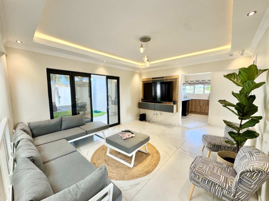 To Let 5 Bedroom Property for Rent in Sunningdale KwaZulu-Natal