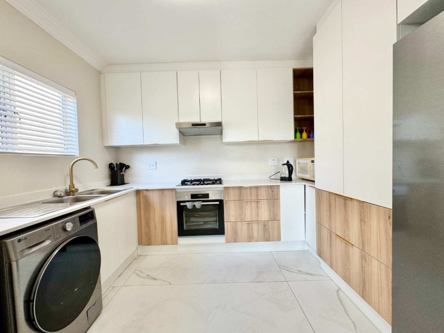 To Let 5 Bedroom Property for Rent in Sunningdale KwaZulu-Natal