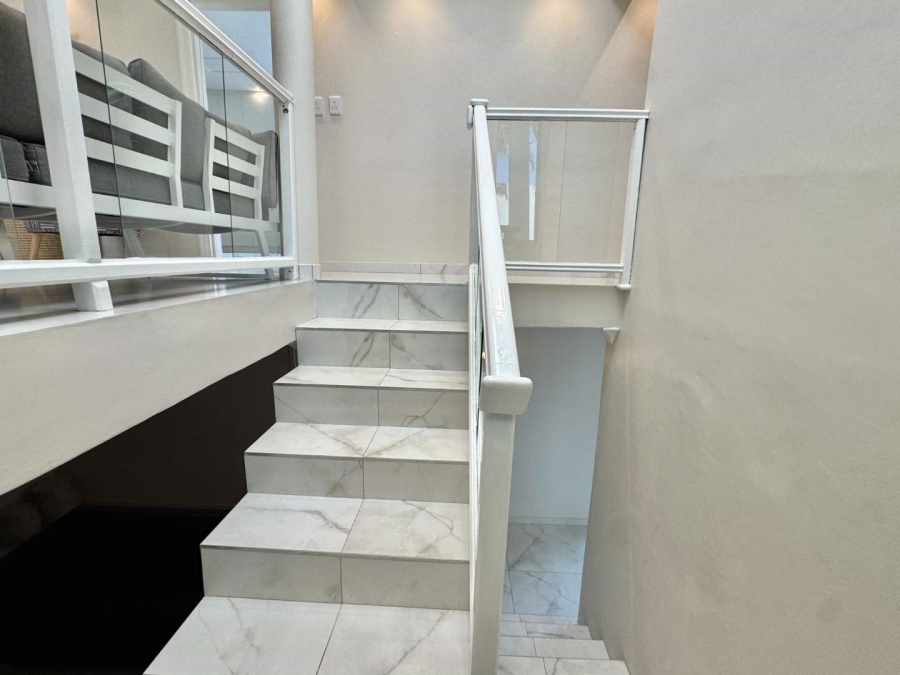 To Let 5 Bedroom Property for Rent in Sunningdale KwaZulu-Natal