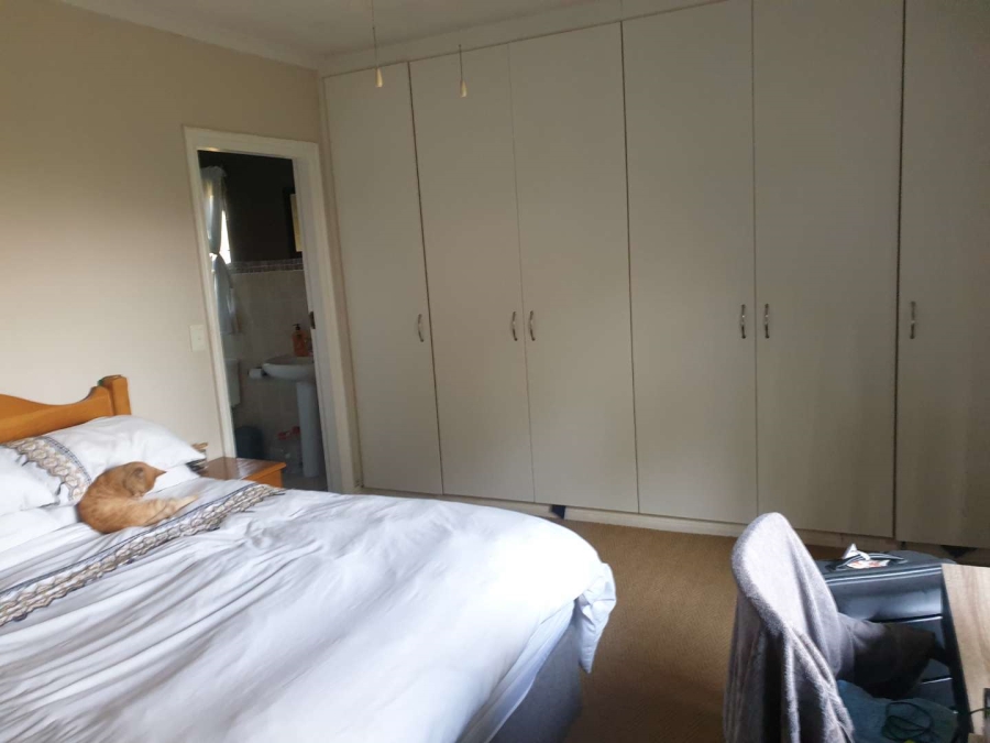 To Let 3 Bedroom Property for Rent in Waterfall KwaZulu-Natal