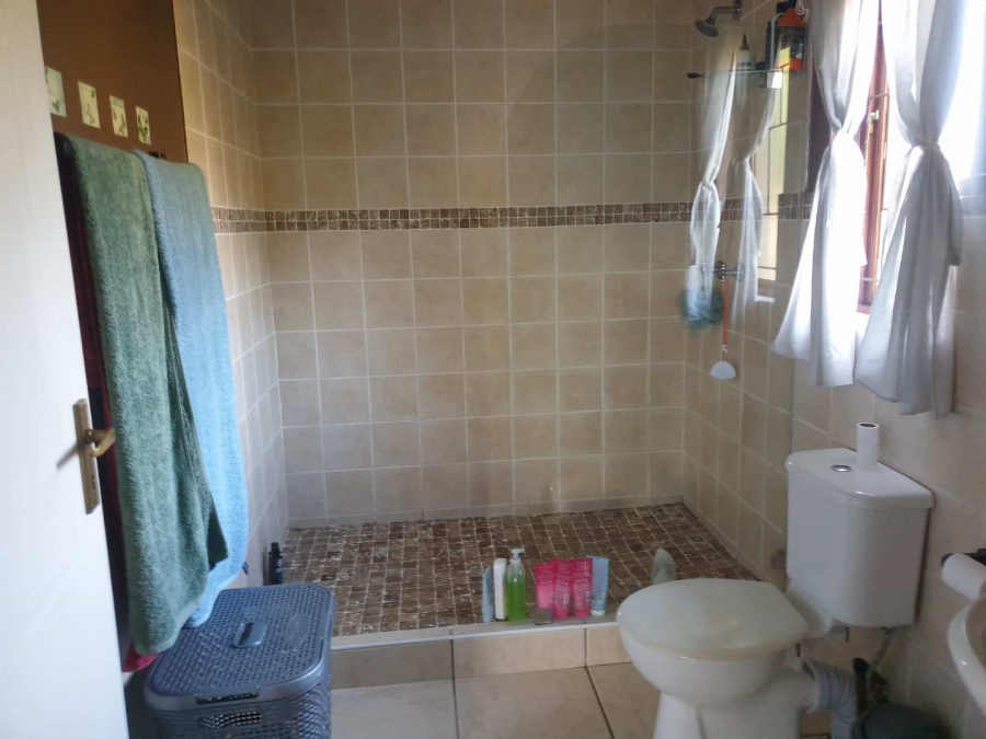 To Let 3 Bedroom Property for Rent in Waterfall KwaZulu-Natal