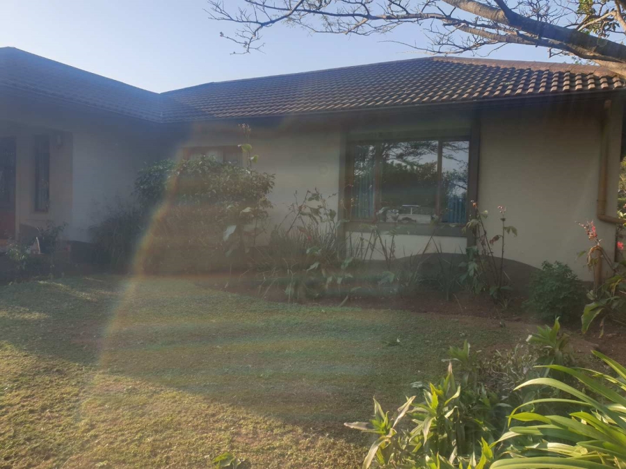 To Let 3 Bedroom Property for Rent in Waterfall KwaZulu-Natal