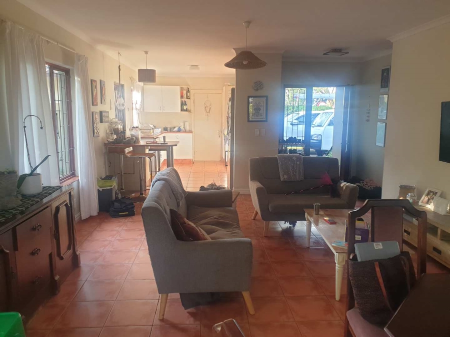 To Let 3 Bedroom Property for Rent in Waterfall KwaZulu-Natal