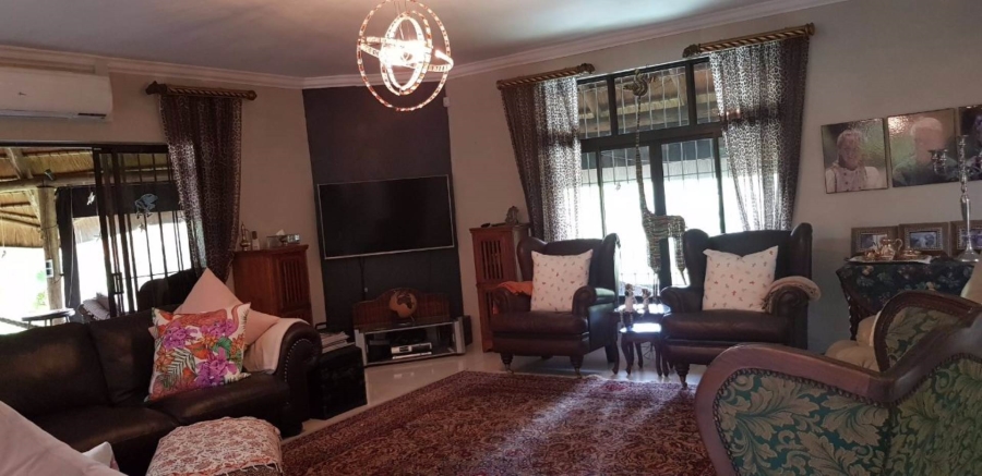 6 Bedroom Property for Sale in Meer En See KwaZulu-Natal