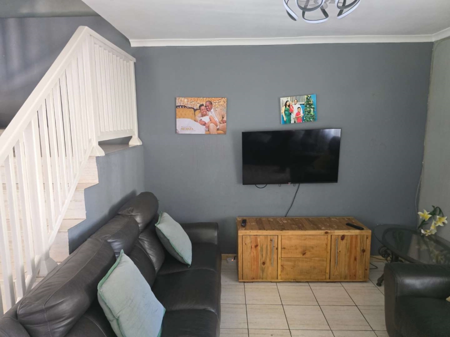 5 Bedroom Property for Sale in Malvern KwaZulu-Natal